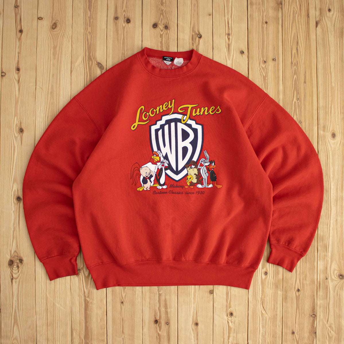 (XL) Warner Bros Looney Tunes Vintage Heavyweight Sweatshirt Red