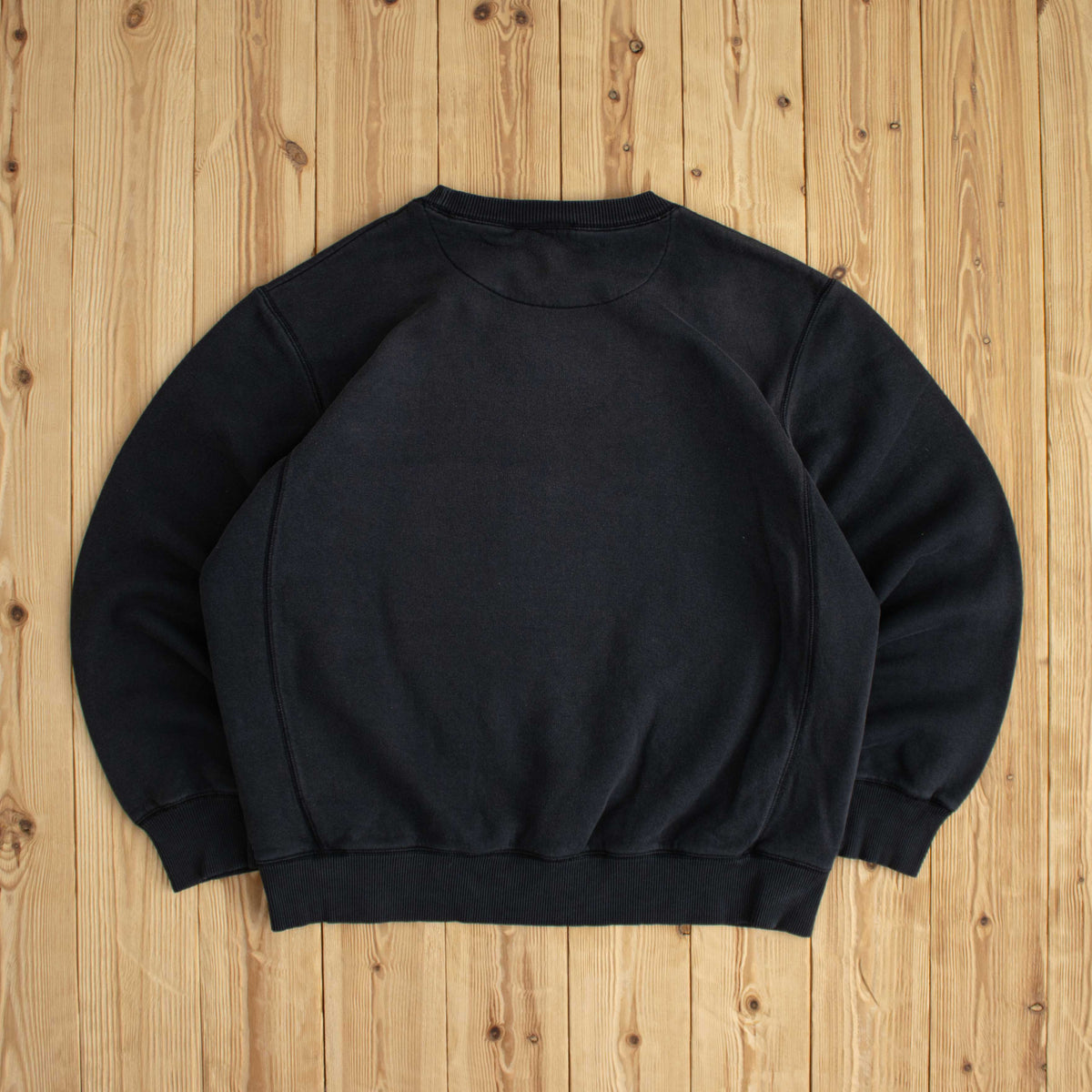 (M) Nike Vintage Essential Embroidered Sweatshirt Black