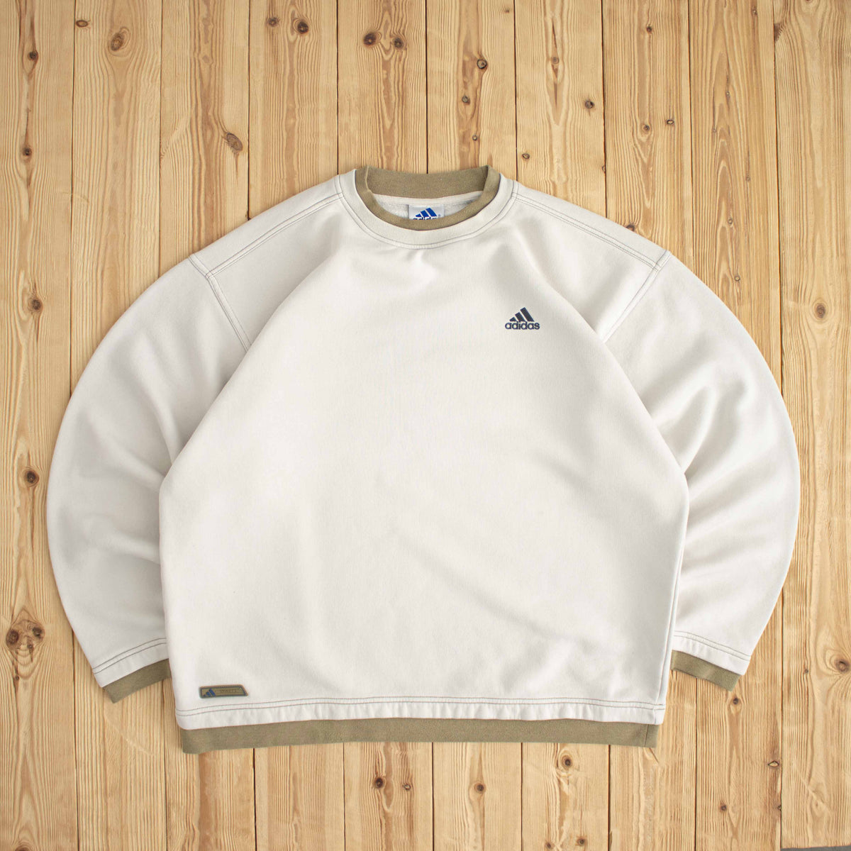 (XL) Adidas Vintage Essential Embroidered Sweatshirt Beige