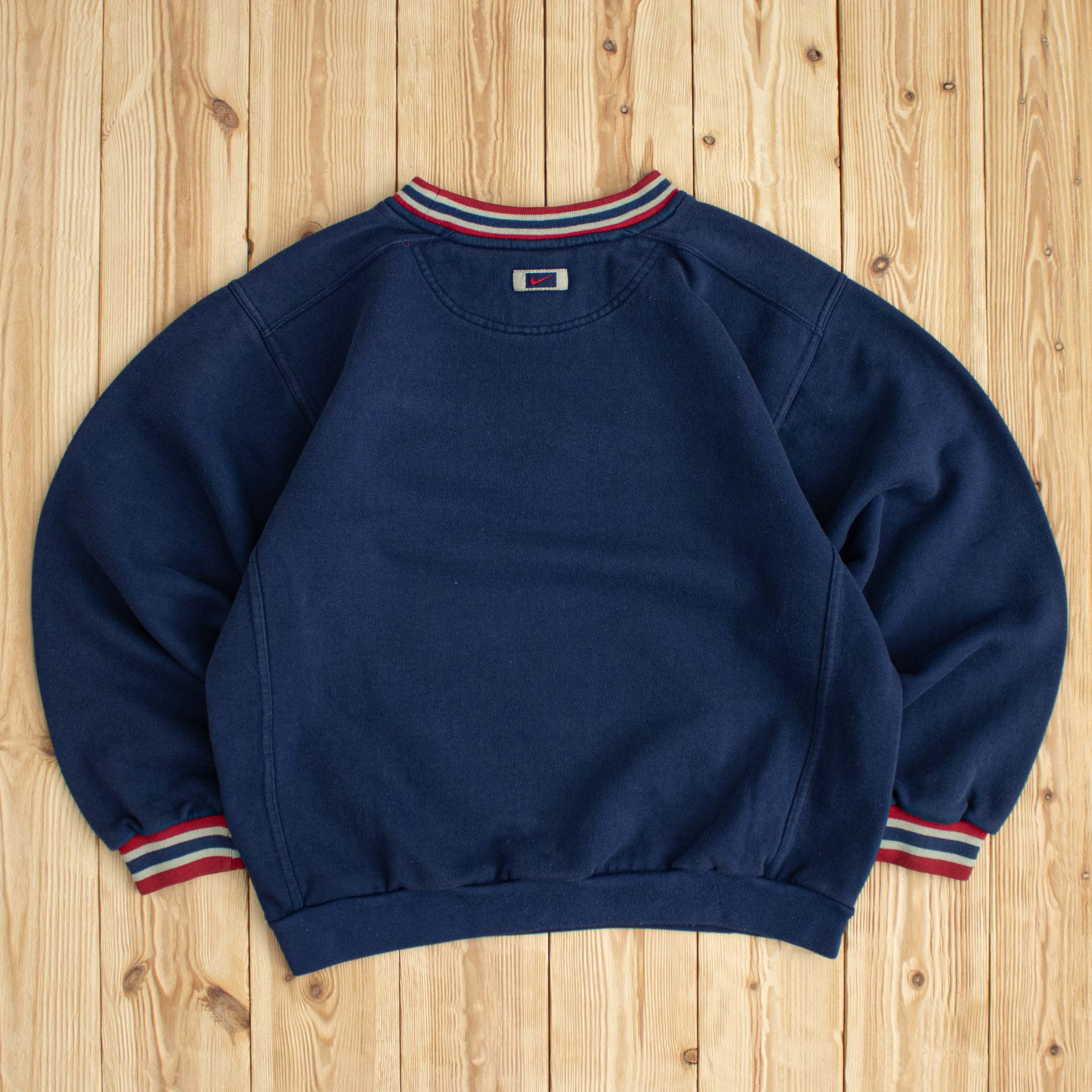 (S) Vintage Nike Swoosh Embroidered Sweatshirt