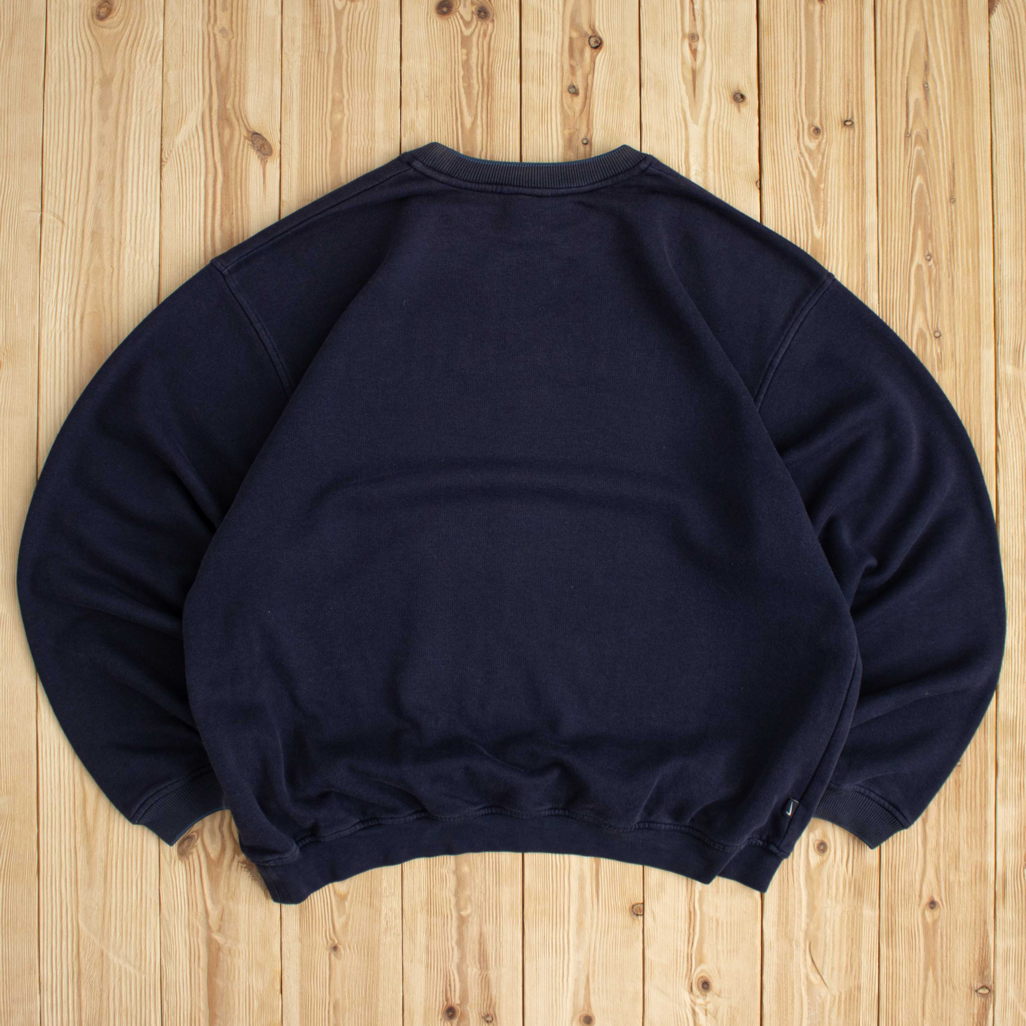 (L/XL) Vintage Nike Athletic Embroidered Sweatshirt