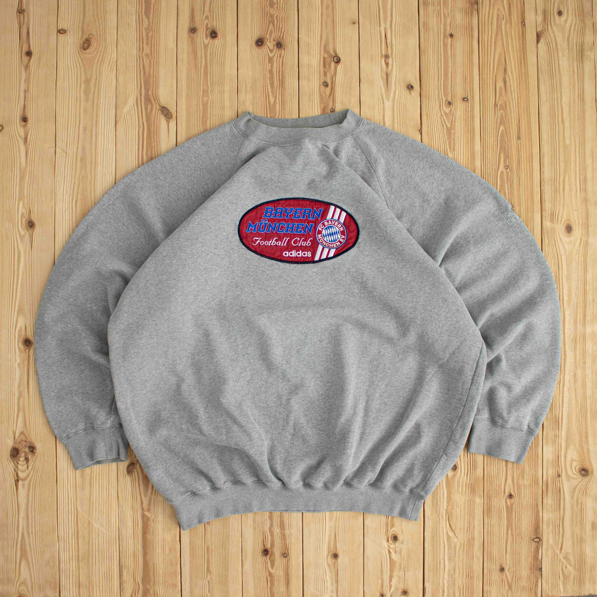 (XL/XXL) Adidas Bayern München Vintage Embroidered Sweatshirt Gray