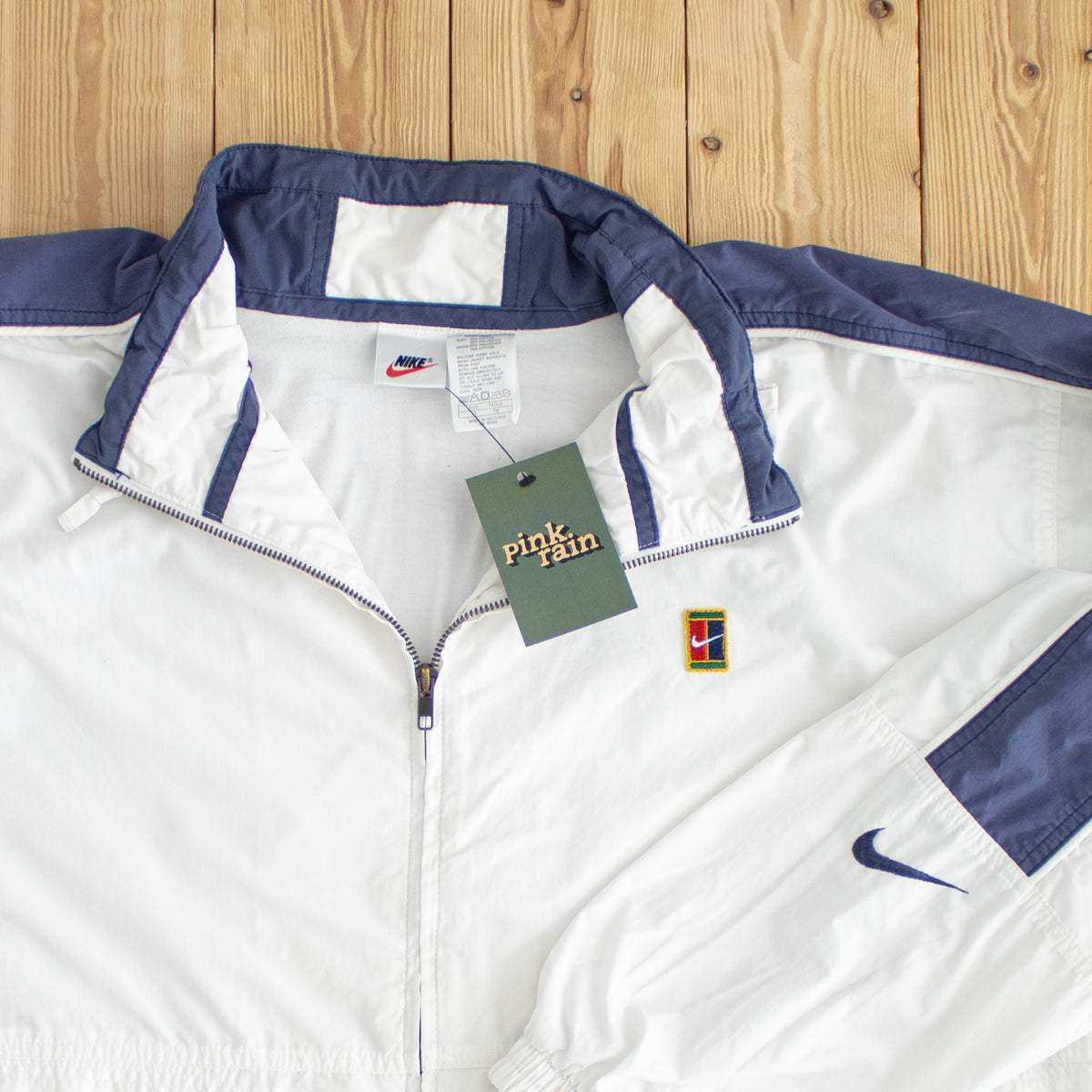 (XL) Nike Vintage Essential Embroidered Jacket White
