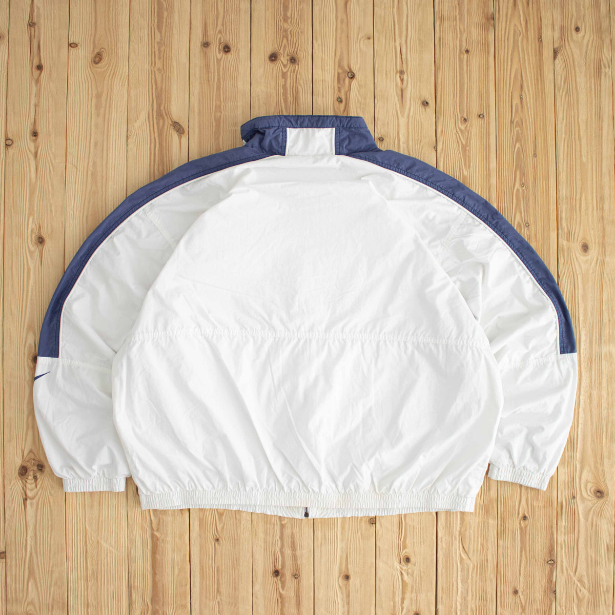 (XL) Nike Vintage Essential Embroidered Jacket White