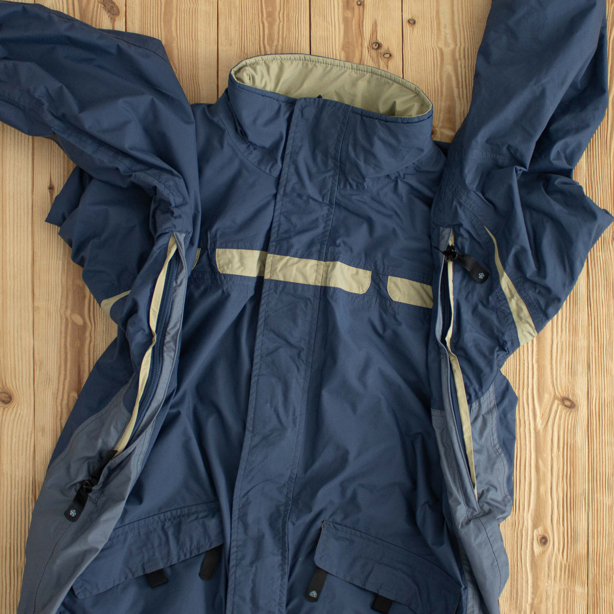 (L/XL) Nike ACG Storm-Fit Vintage Embroidered Jacket Blue