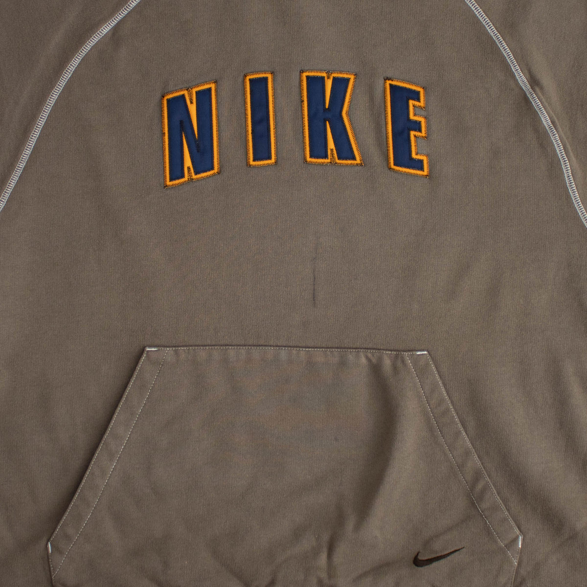 (XL) Nike Spell Out Vintage Embroidered Hoodie Brown