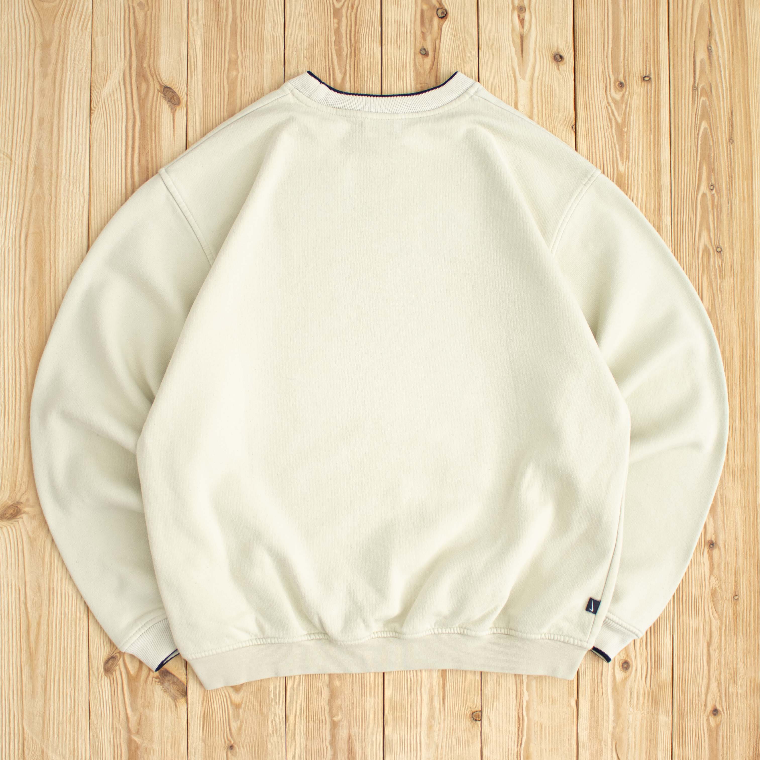 (M) Vintage Nike Athletic Embroidered Sweatshirt