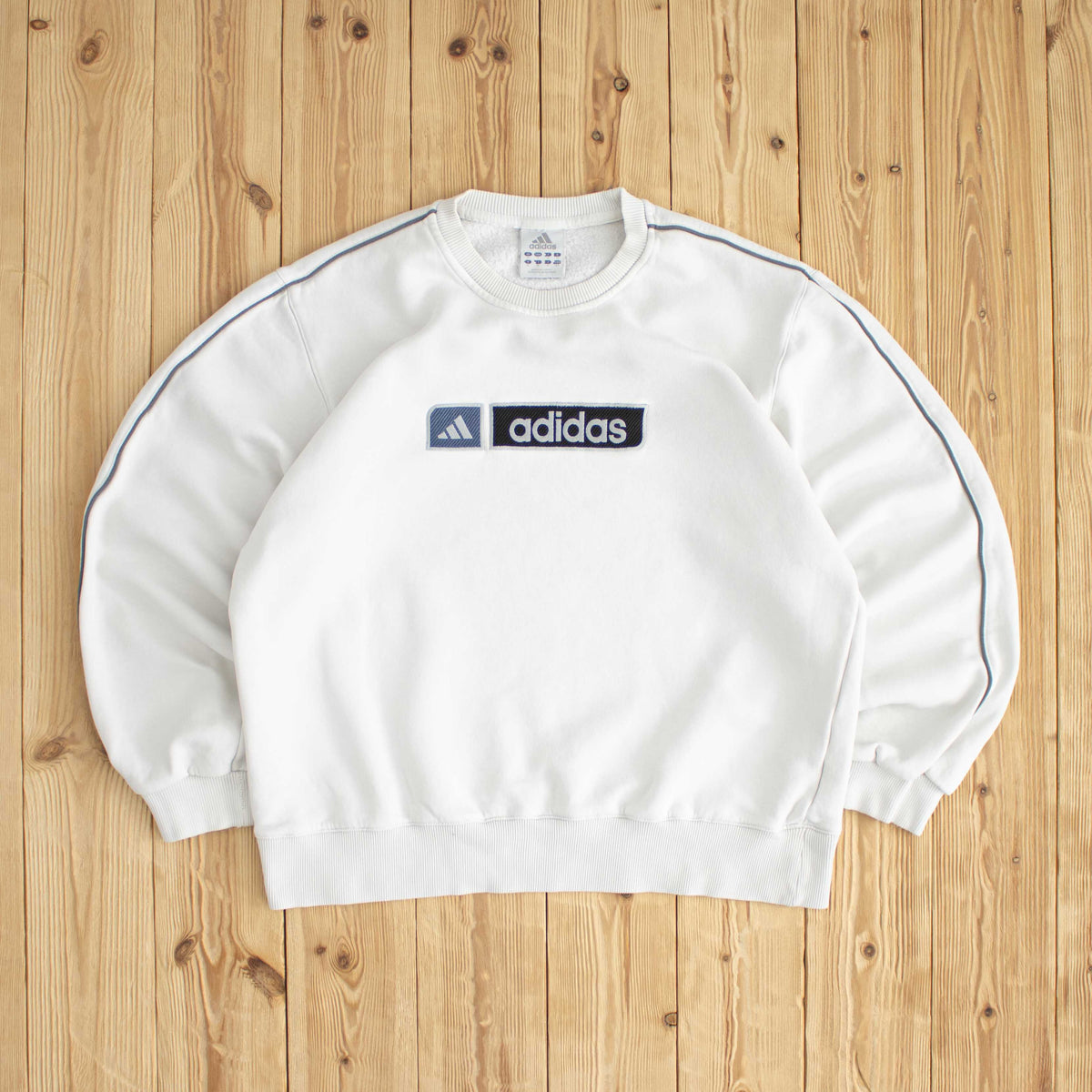 (S) Adidas Vintage Embroidered Sweatshirt White