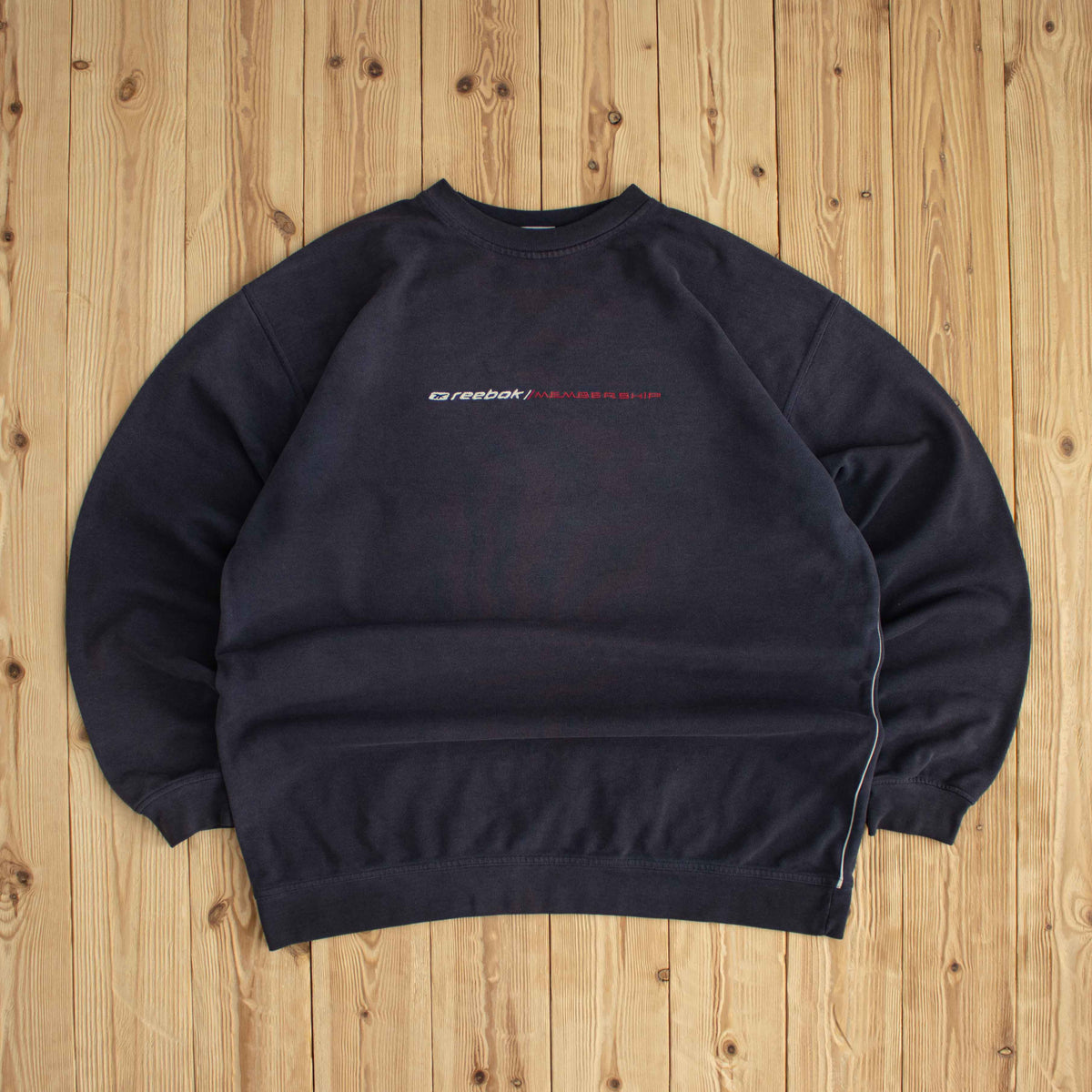 (L) Reebok Membership Vintage Embroidered Sweatshirt Blue