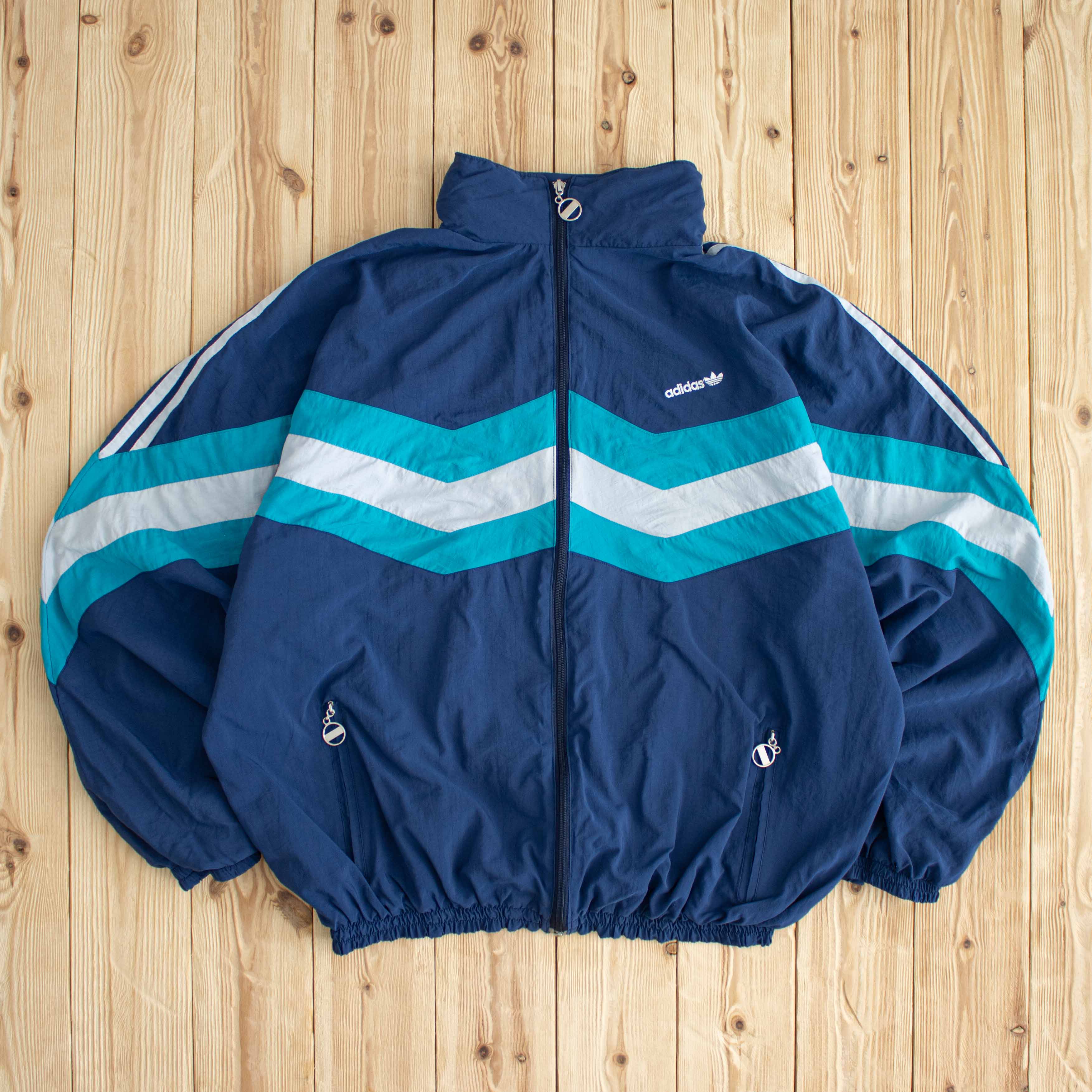 (M/L) Vintage Adidas Embroidered Jacket
