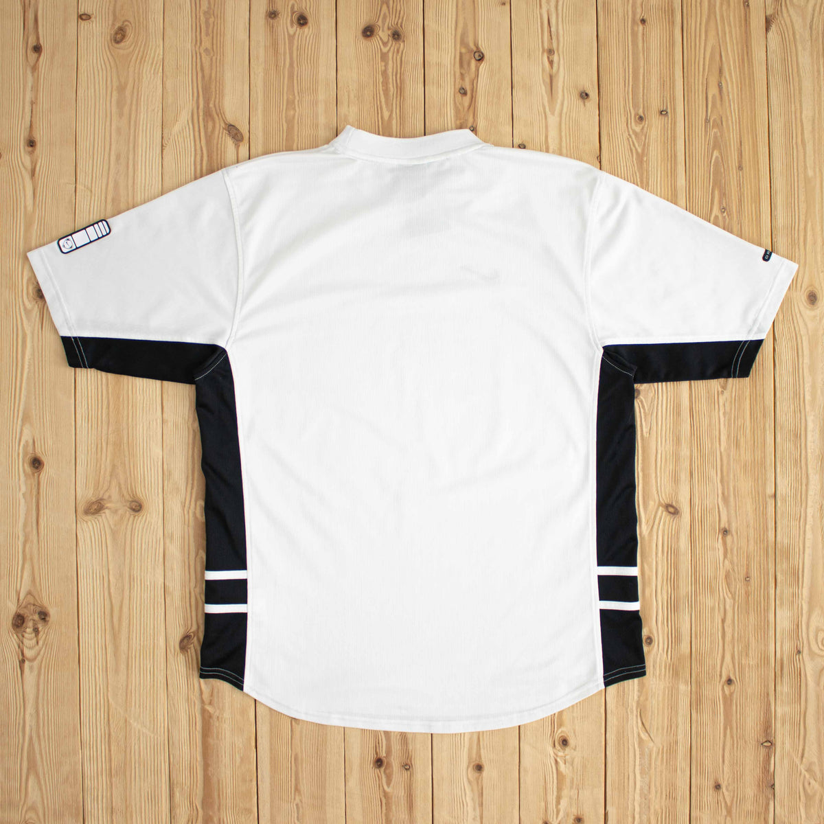 (M/L) Nike Vintage Essential Embroidered T-Shirt White