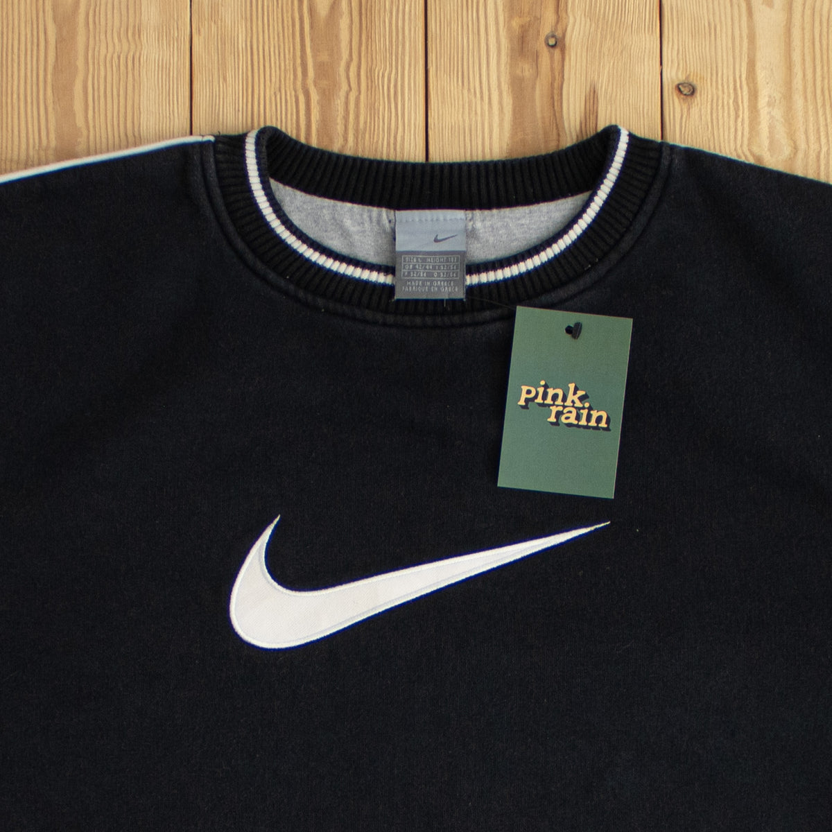 (M/L) Nike Swoosh Vintage Embroidered Sweatshirt Black