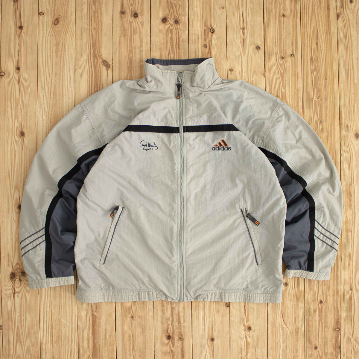 (L) Adidas Vintage Embroidered Jacket Beige