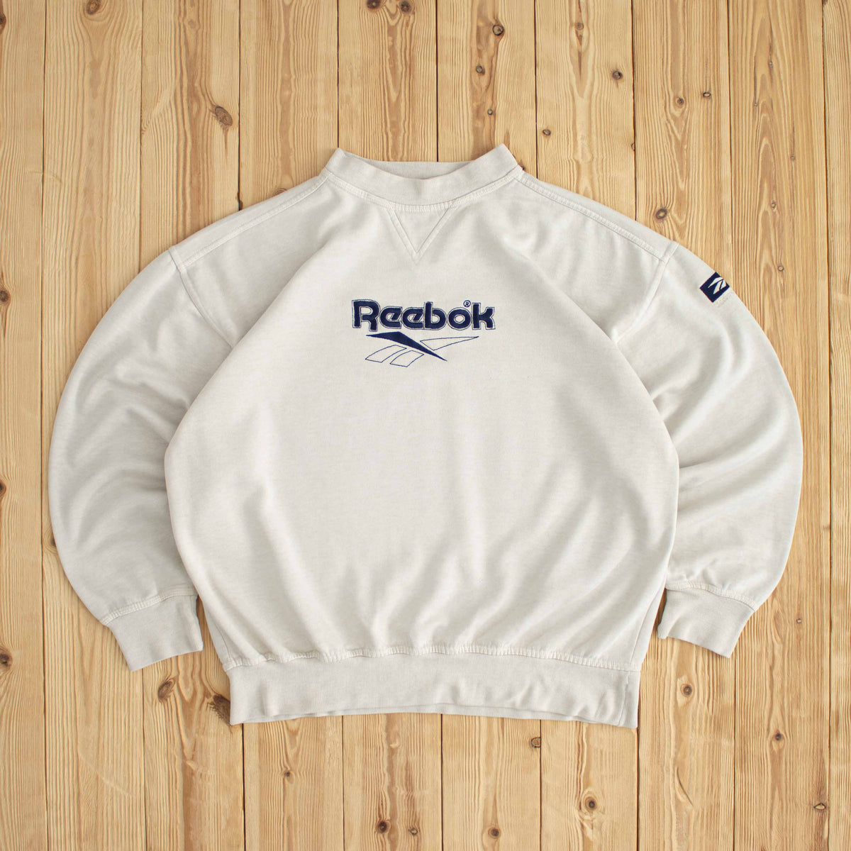 (M) Reebok Vintage Embroidered Sweatshirt Beige