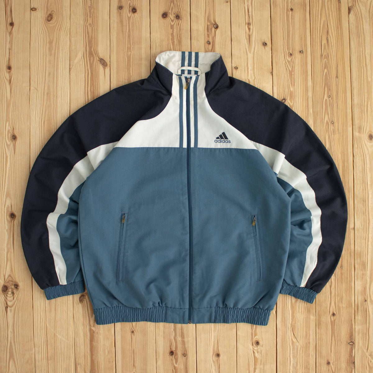 (M/L) Adidas Vintage Essential Embroidered Jacket Blue