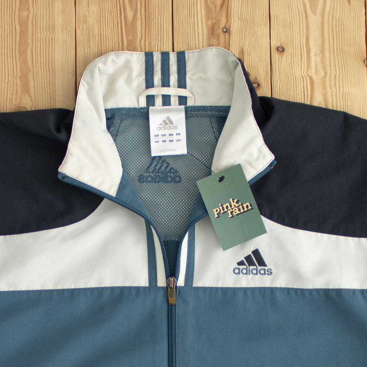 (M/L) Adidas Vintage Essential Embroidered Jacket Blue