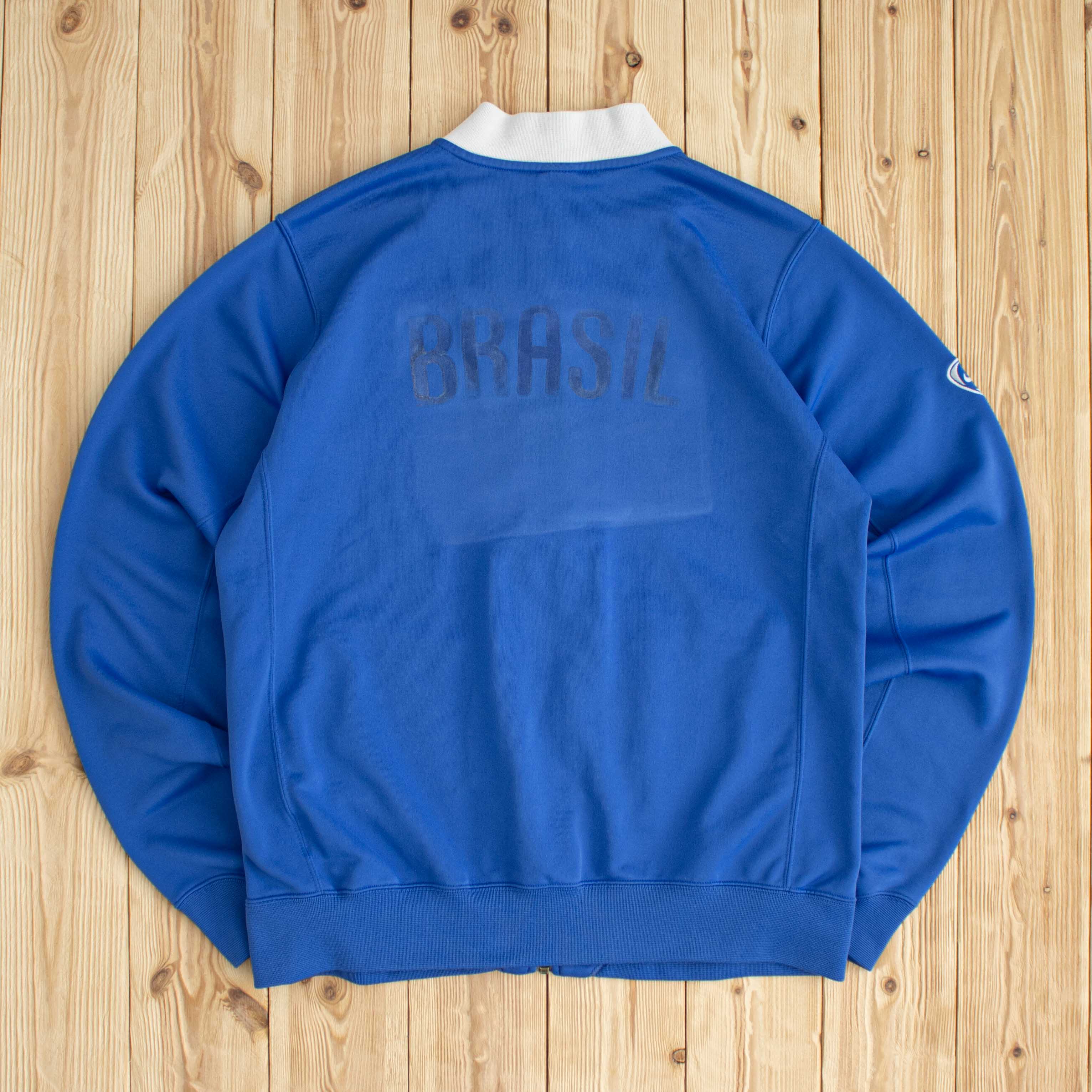 (M) Vintage Nike Brasil Embroidered Full-Zip Sweatshirt