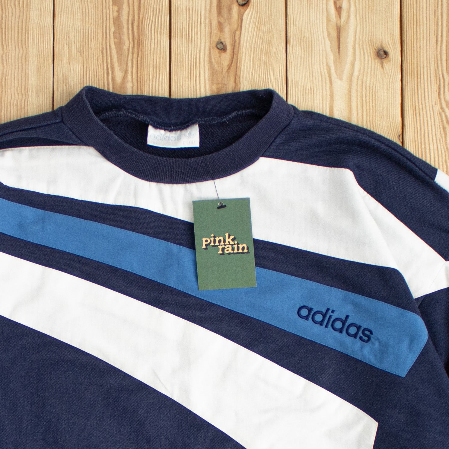 (M/L) Vintage Adidas Snowstorm Embroidered Sweatshirt