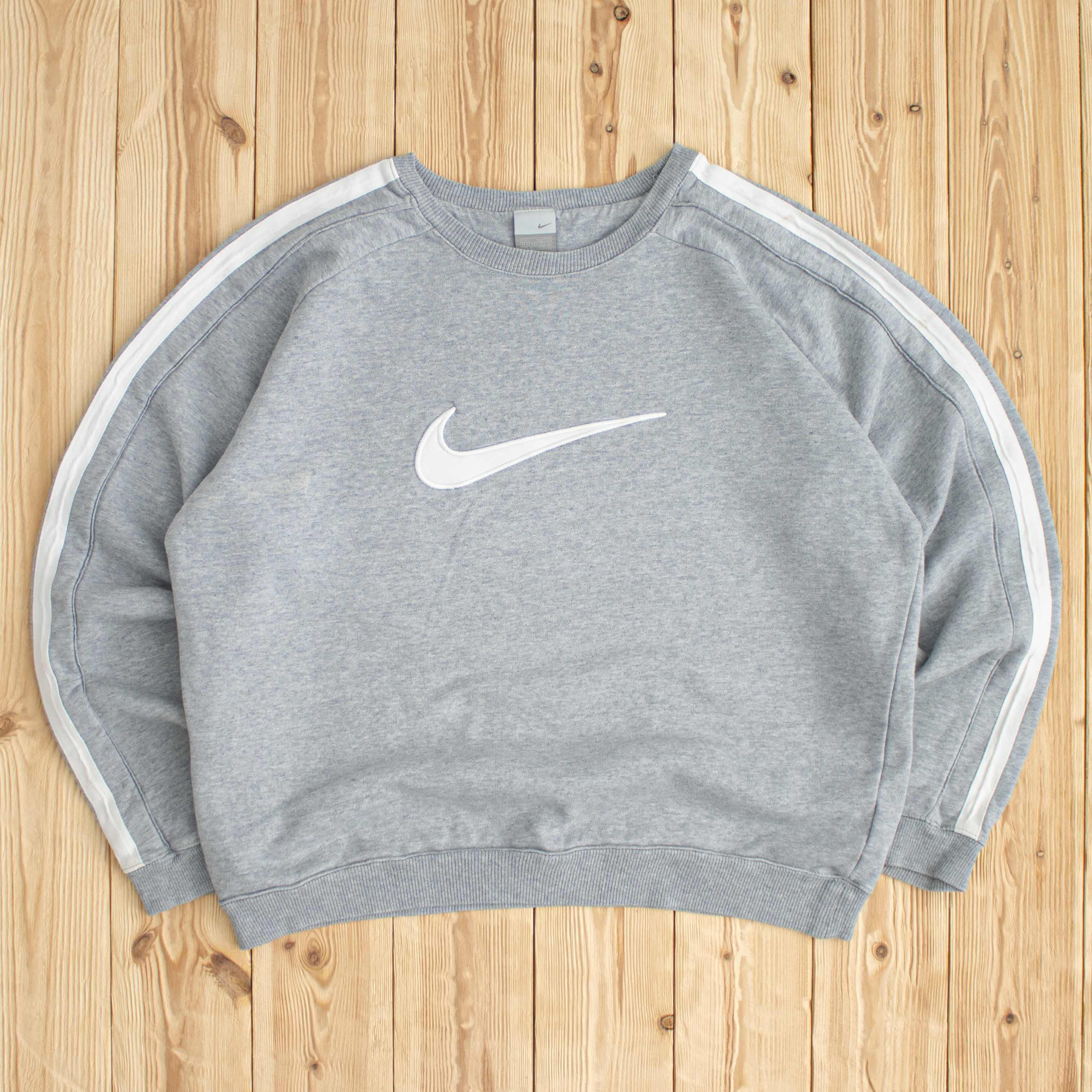 (M) Vintage Nike Swoosh Embroidered Sweatshirt