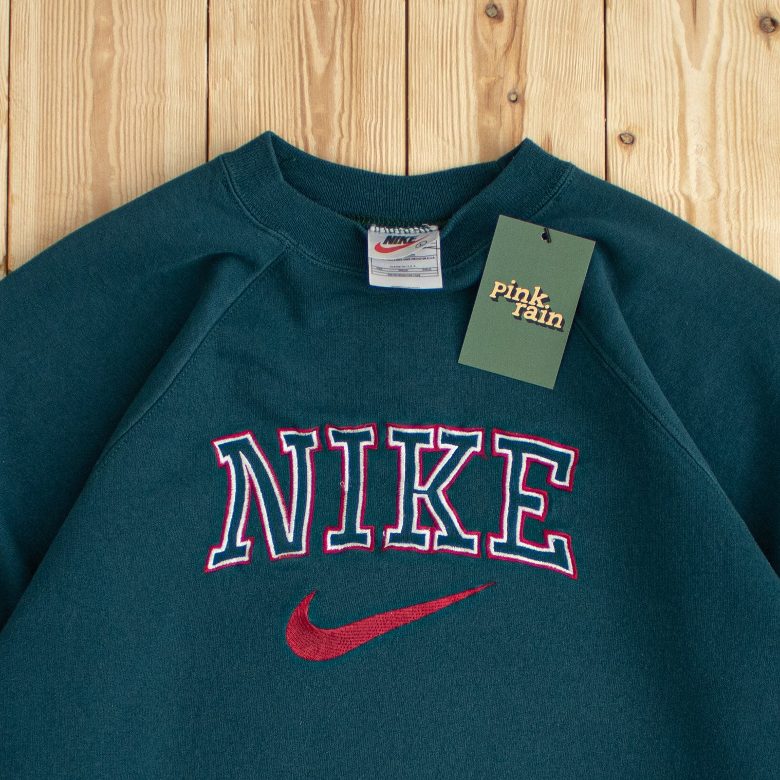 (M) Vintage Nike Spell Out Embroidered Sweatshirt