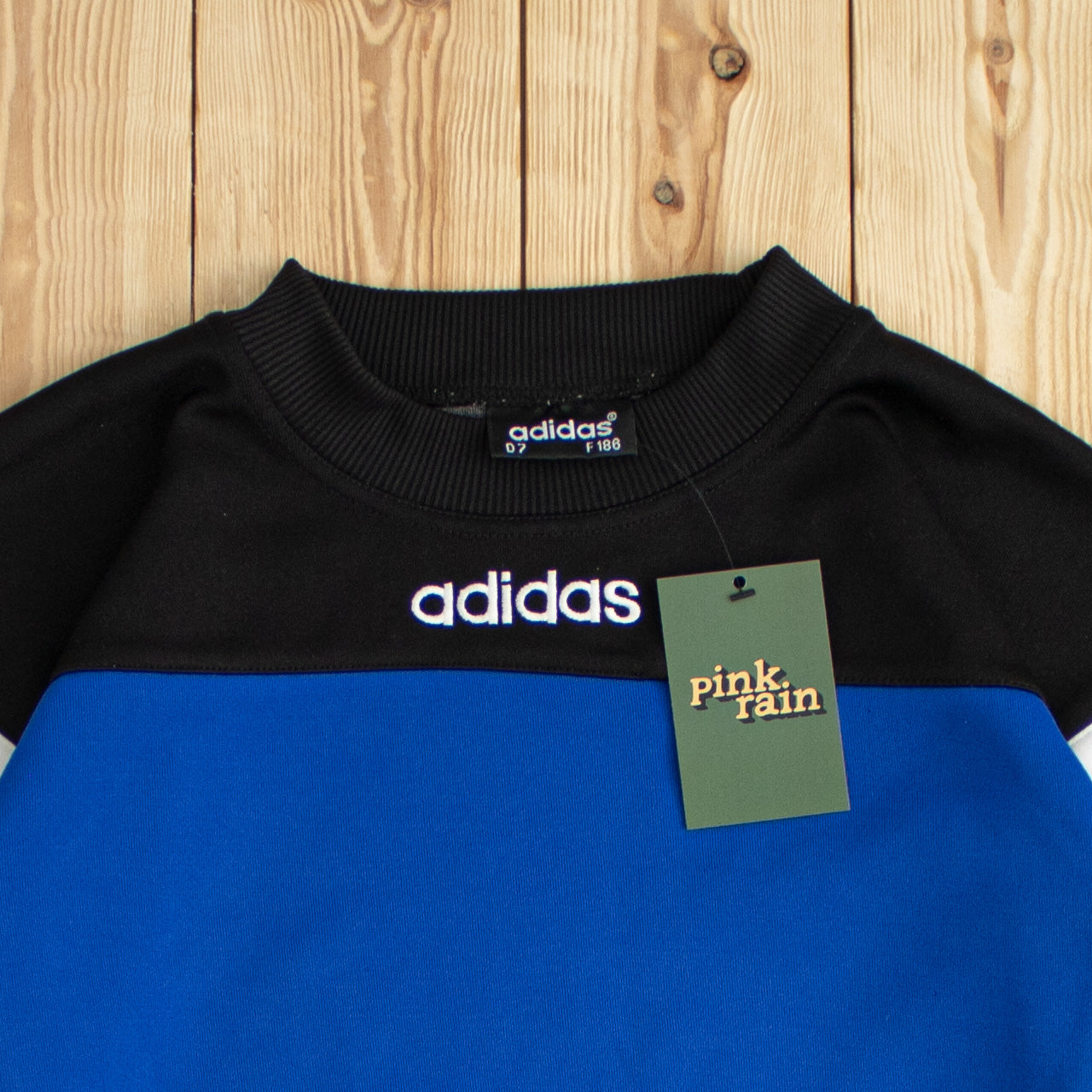 (L) Vintage Adidas Embroidered Sweatshirt