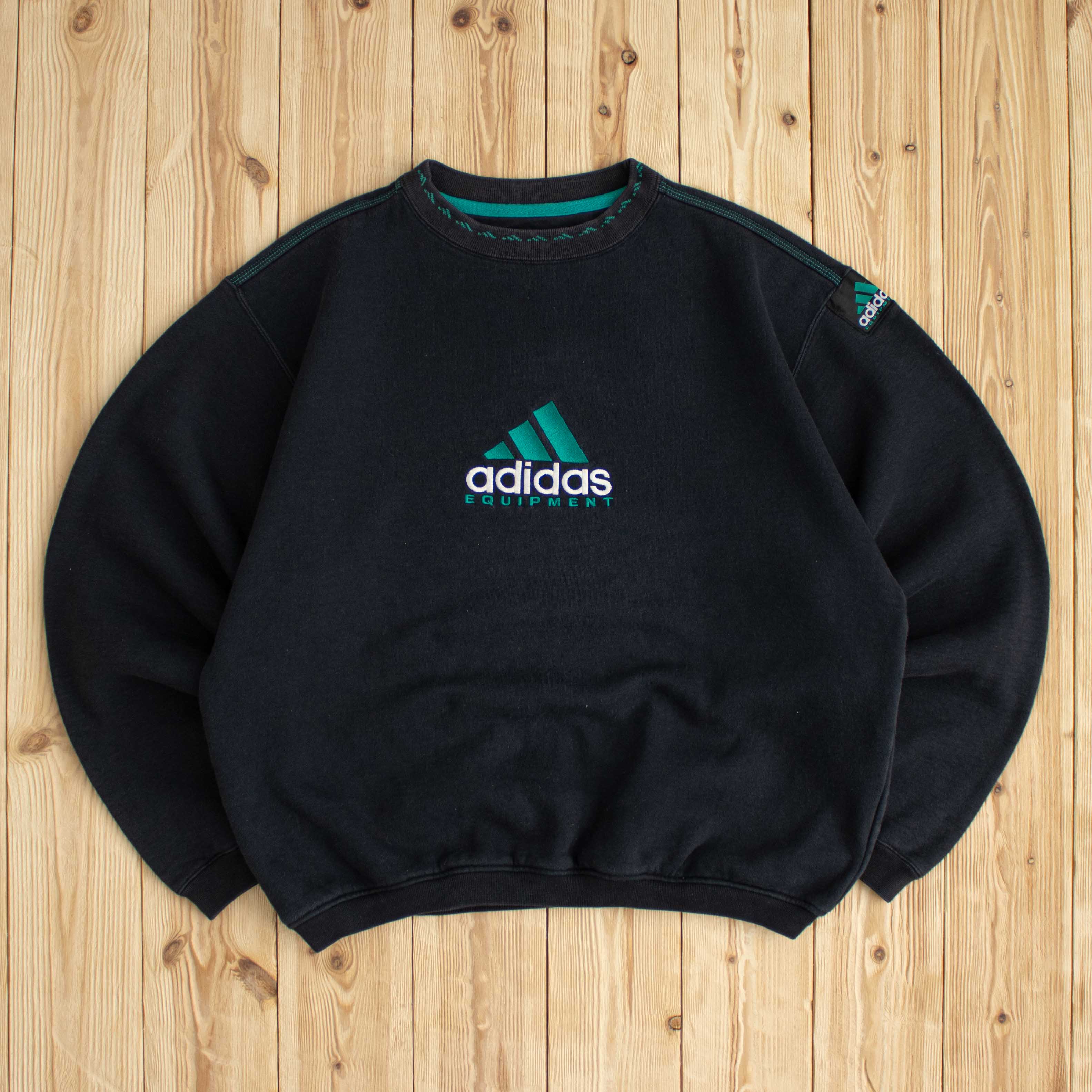 (M) Vintage Adidas Equipment Embroidered Sweatshirt