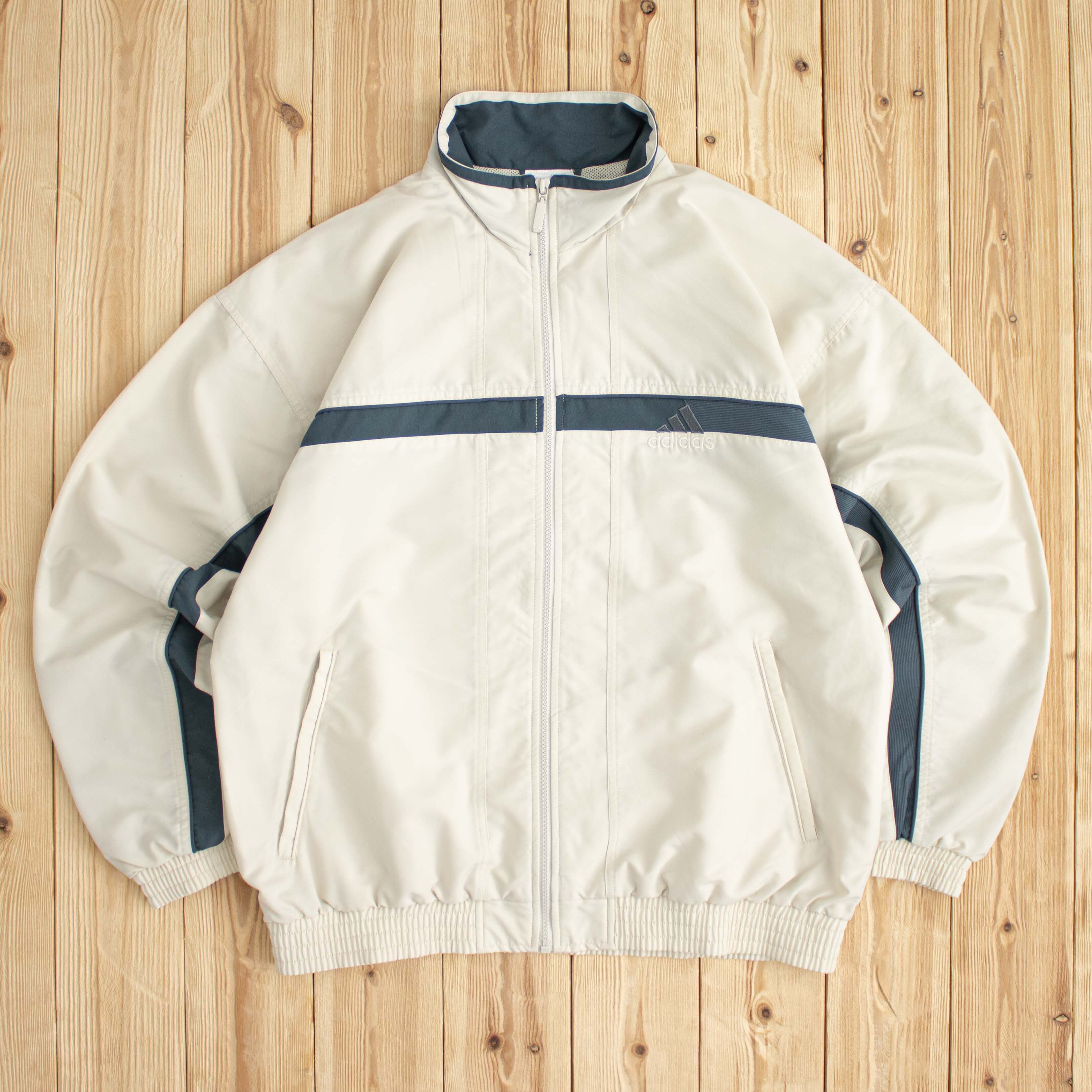 (L) Vintage Adidas Embroidered Jacket