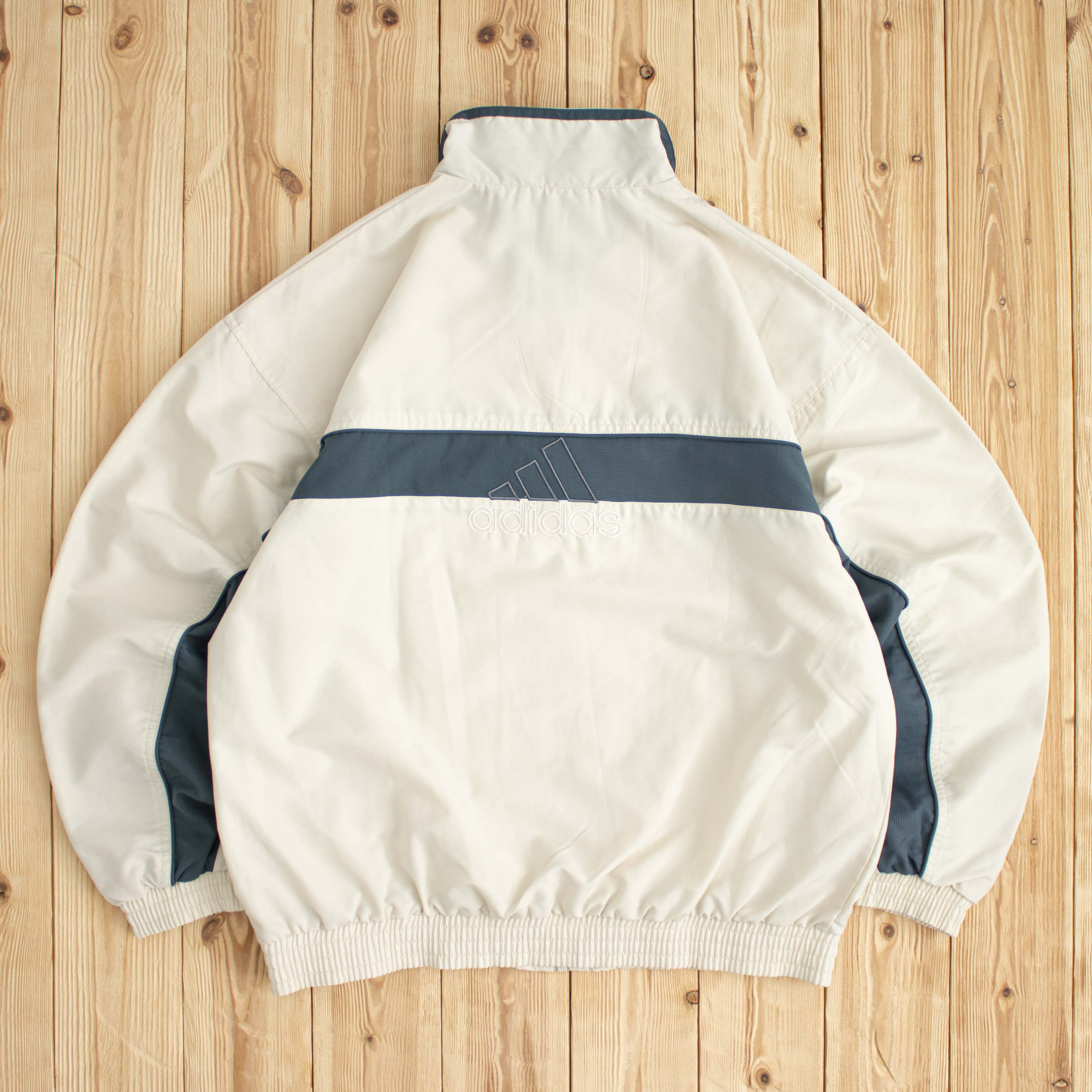 (L) Vintage Adidas Embroidered Jacket