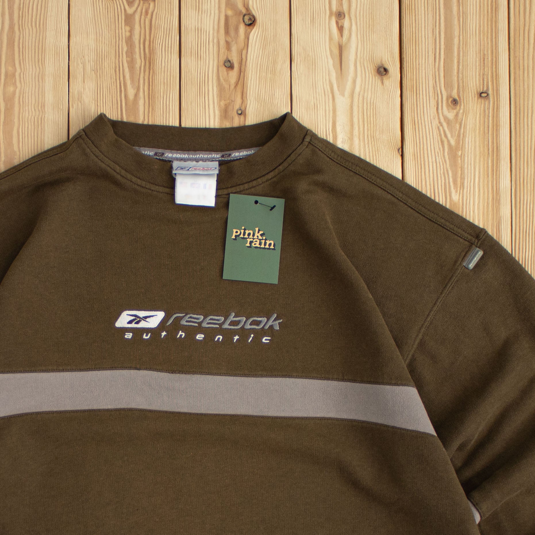 (M/L) Vintage Reebok Authentic Embroidered Sweatshirt