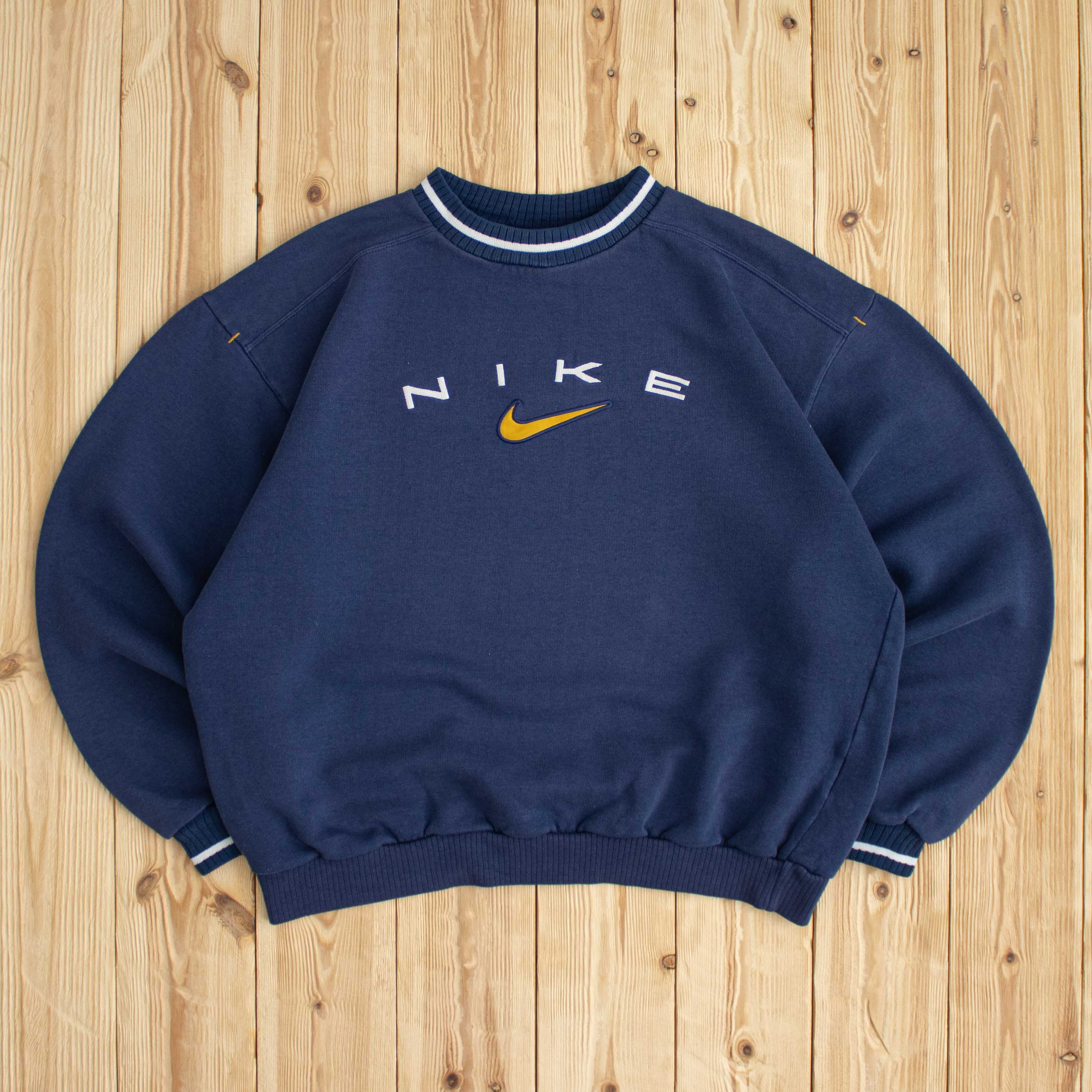(S) Vintage Nike Spell Out Embroidered Sweatshirt