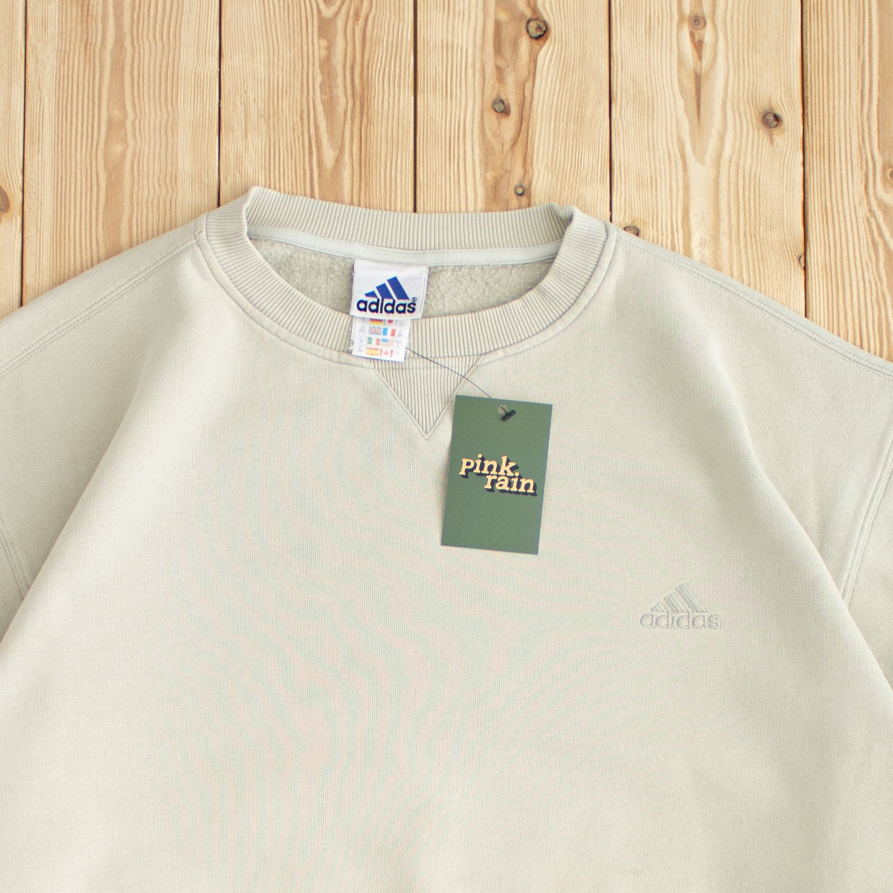 (XL) Vintage Adidas Essential Embroidered Sweatshirt