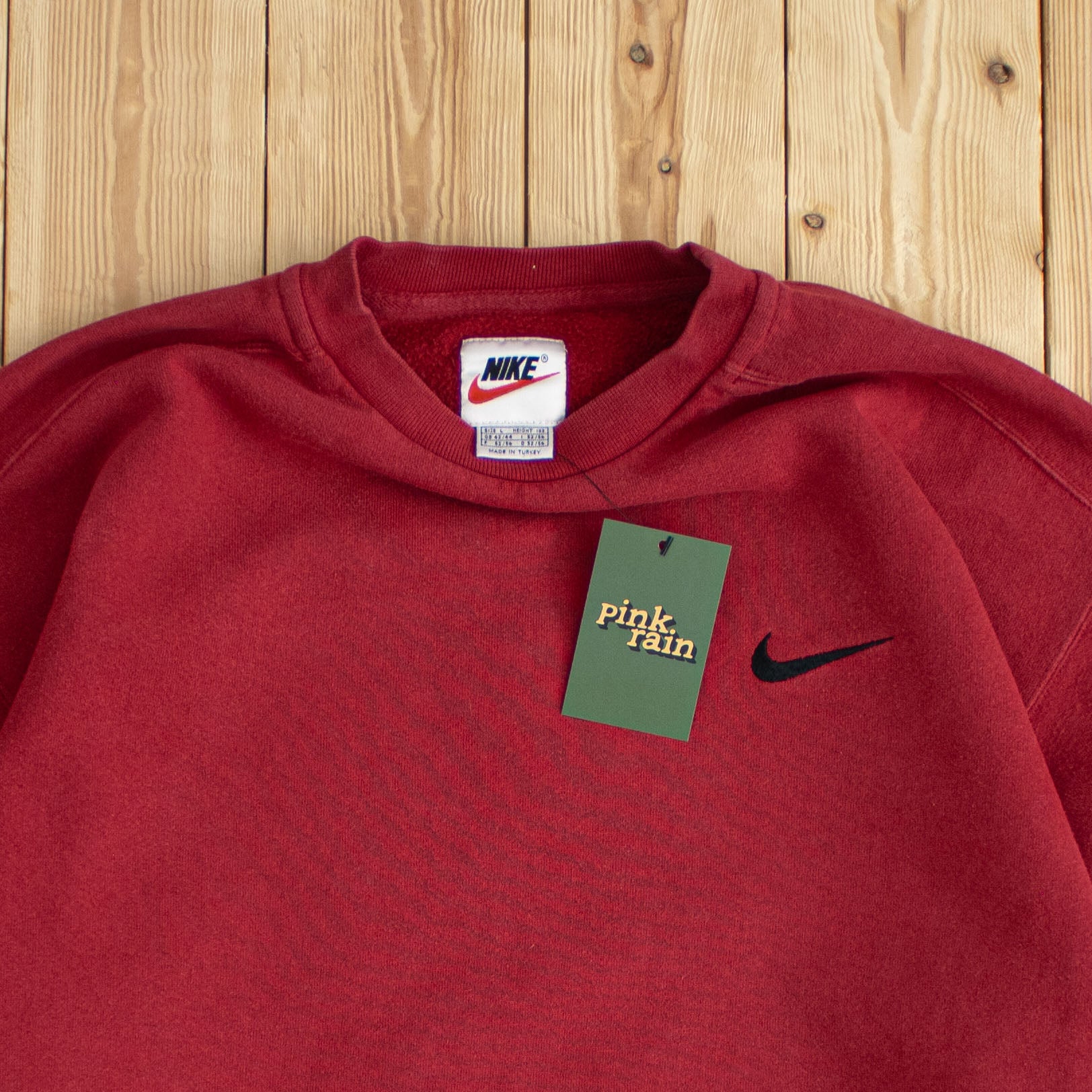 (L) Vintage Nike Essential Embroidered Sweatshirt