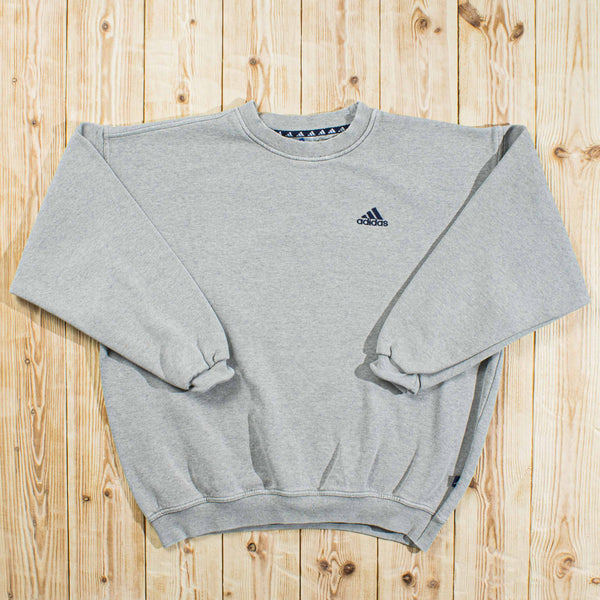 (S) Vintage Adidas Essential Embroidered Sweatshirt