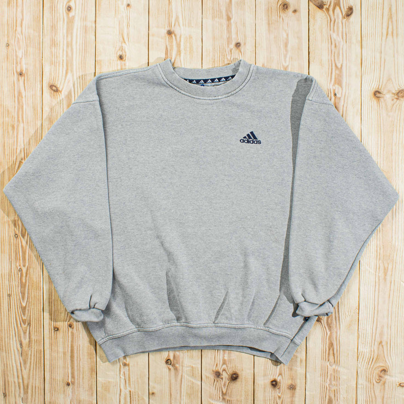 (S) Vintage Adidas Essential Embroidered Sweatshirt