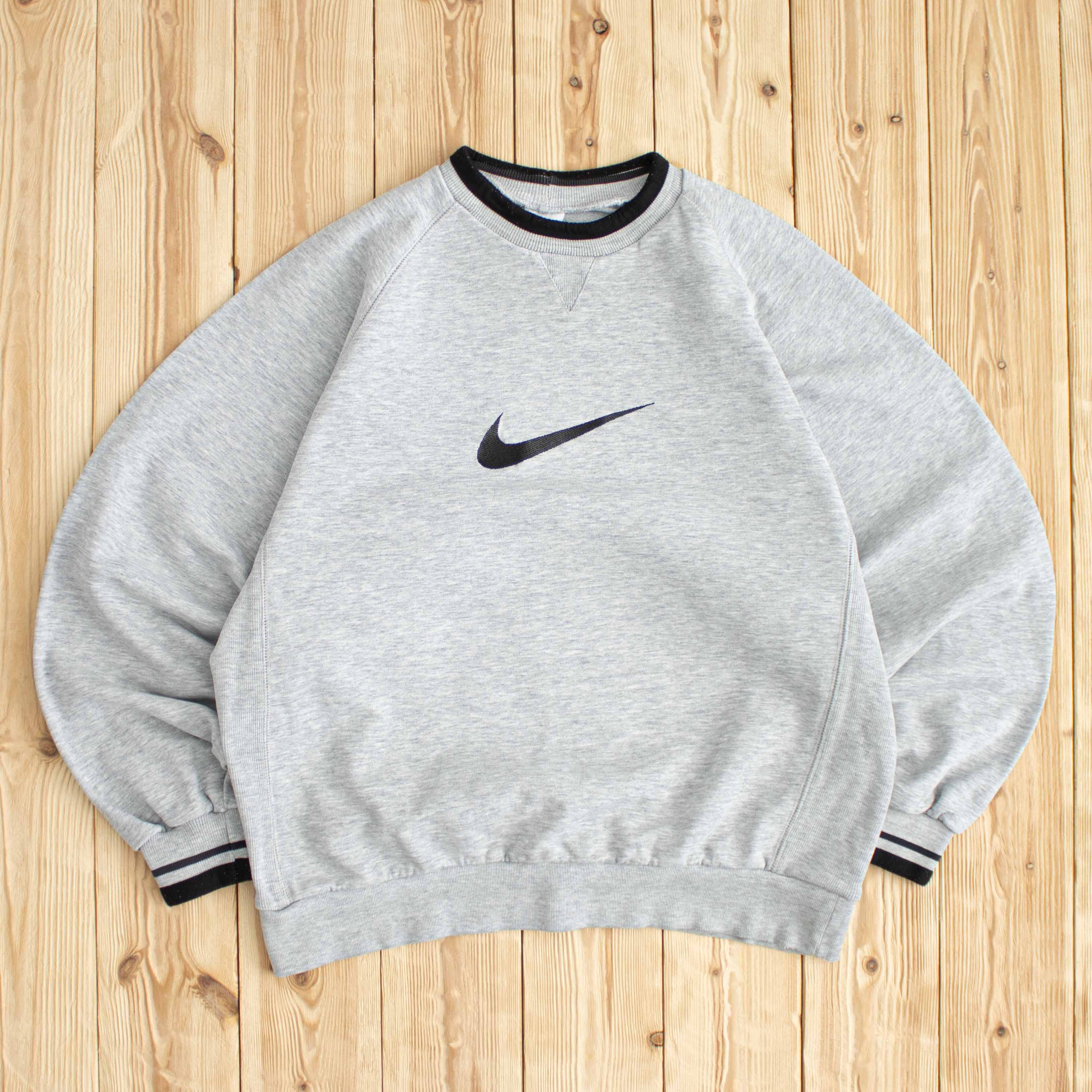 (M) Vintage Nike Swoosh Embroidered Sweatshirt
