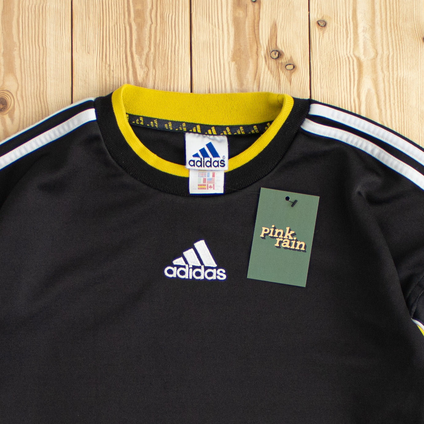 (L) Vintage Adidas Center Logo Embroidered Sweatshirt