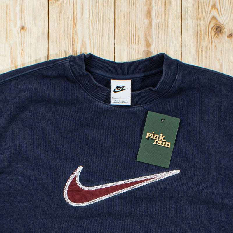 (M) Nike Swoosh Embroidered Sweatshirt