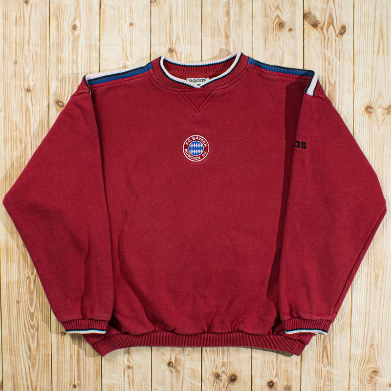 (M) Vintage Adidas Munchen Bayern Embroidered Sweatshirt