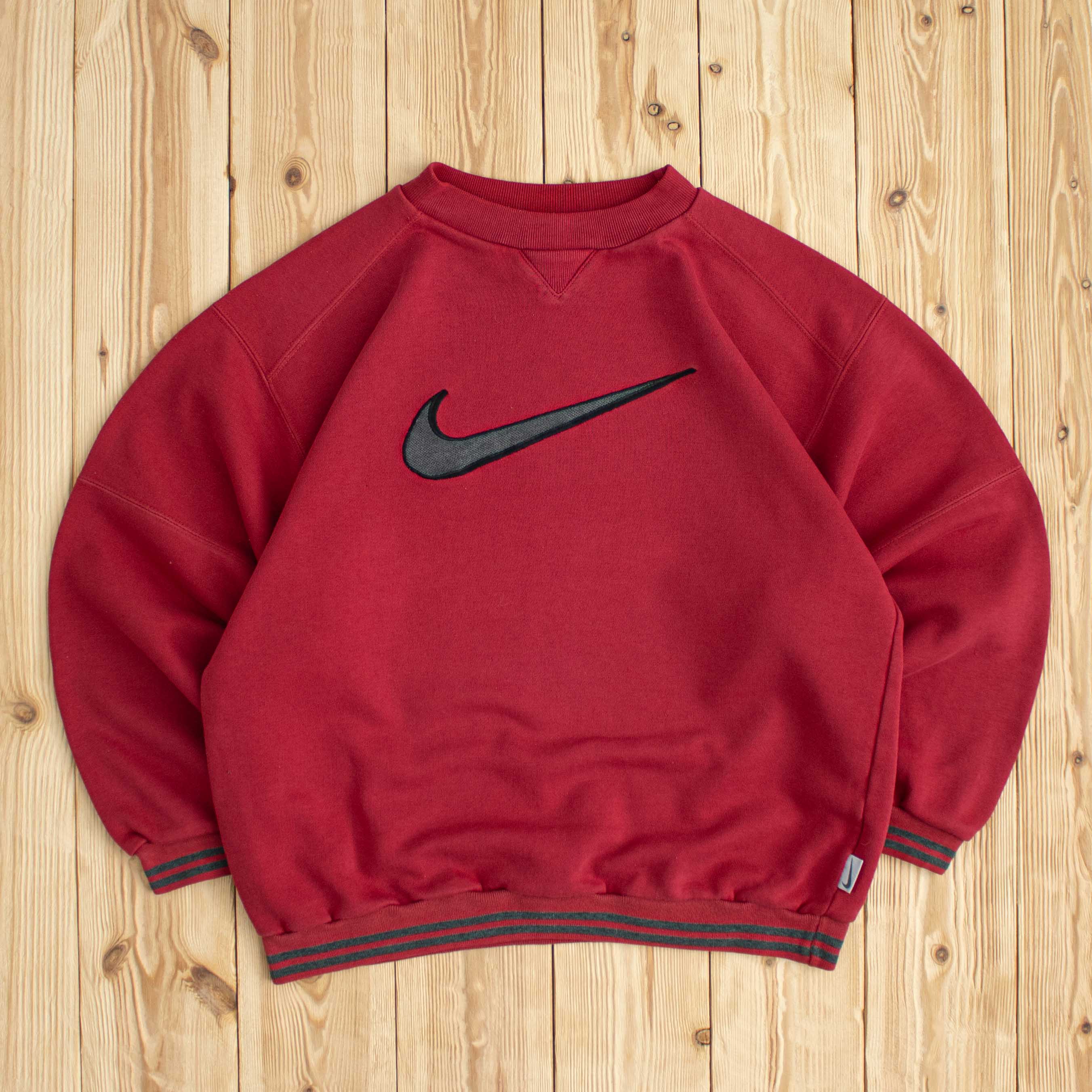 (XS/S) Vintage Nike Swoosh Embroidered Sweatshirt