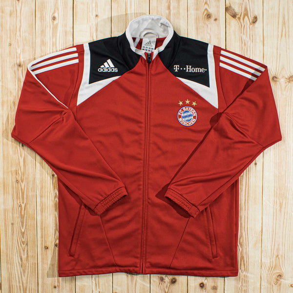 (M) Vintage Adidas FC Bayern Munchen Embroidered Full-Zip Sweatshirt