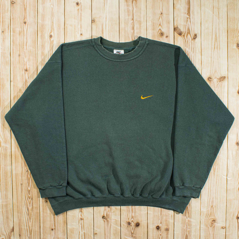 (L/XL) Vintage Nike Essential Embroidered Sweatshirt