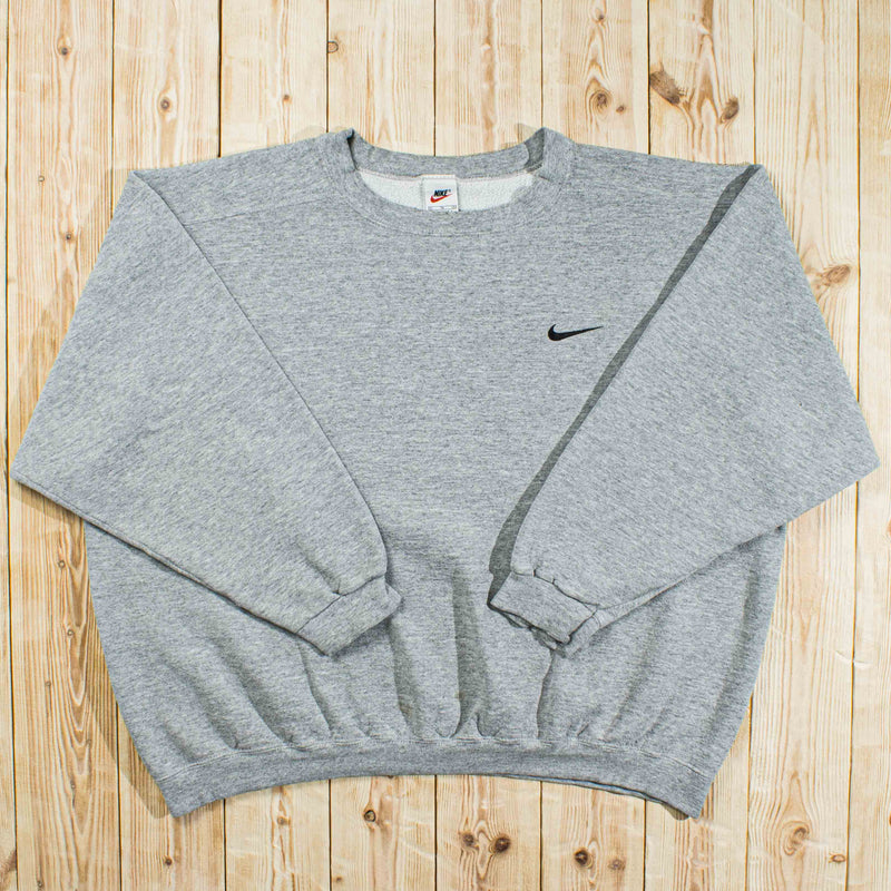 (XL) Vintage Nike Essential Embroidered Sweatshirt