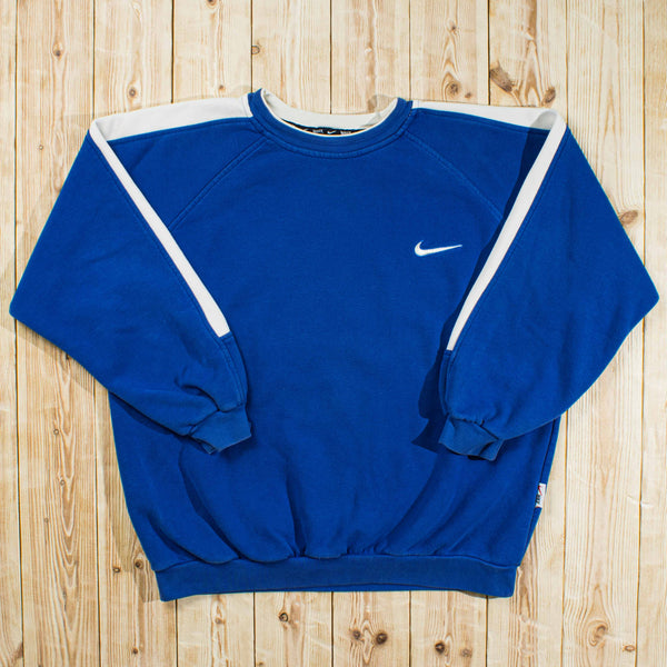 (L) Vintage Nike Essential Embroidered Sweatshirt