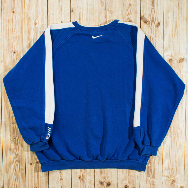 (L) Vintage Nike Essential Embroidered Sweatshirt