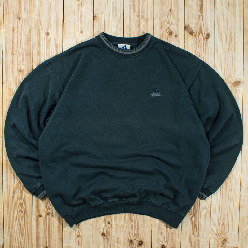 (L) Vintage Adidas Essential Embroidered Sweatshirt