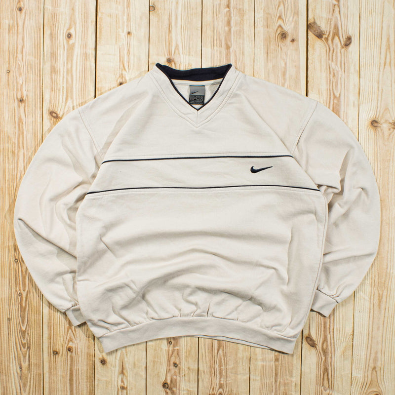 (S) Vintage Nike Essential Embroidered Sweatshirt