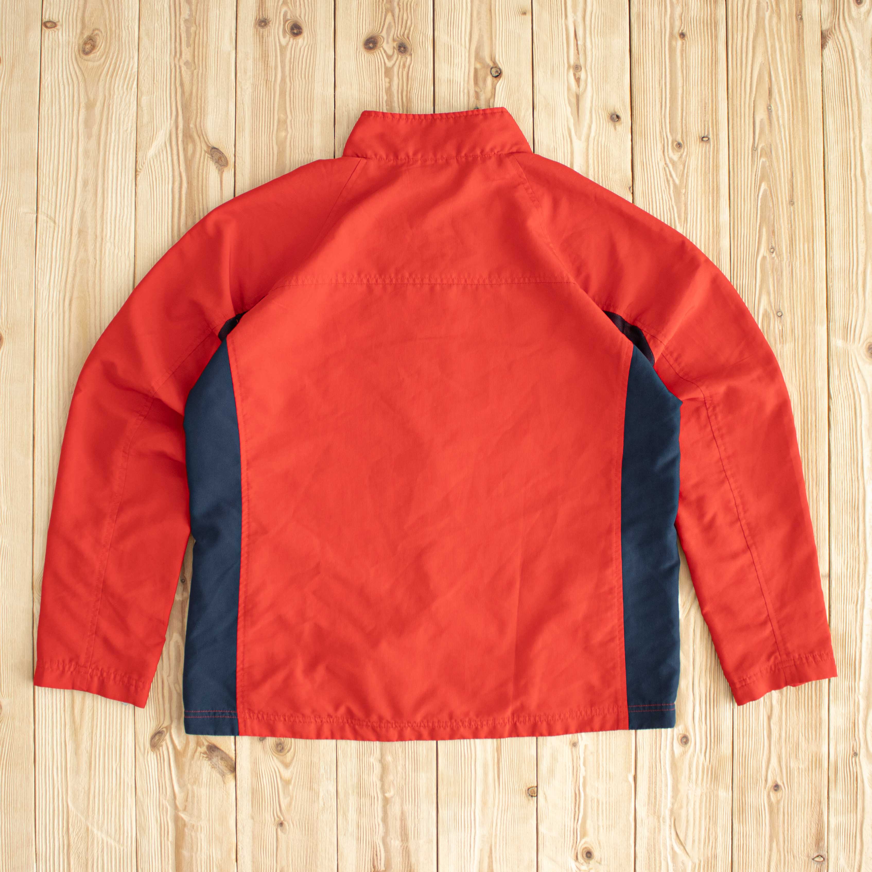 (S) Vintage Nike Essential Embroidered Jacket
