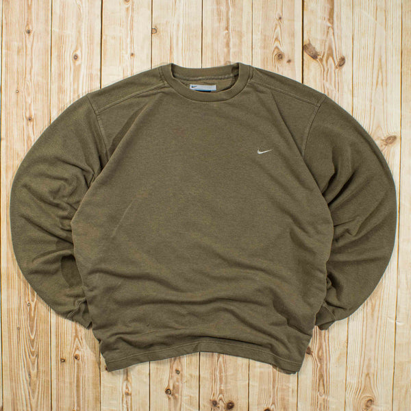 (L) Vintage Nike Essential Embroidered Sweatshirt