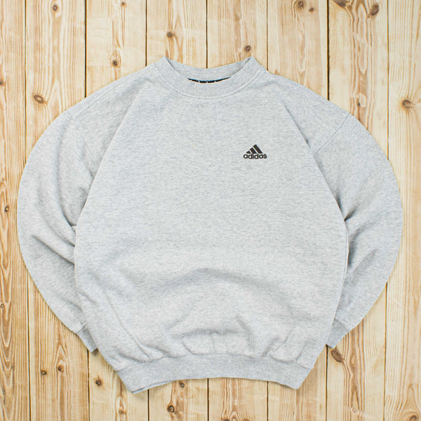 (XS/S) Vintage Adidas Essential Embroidered Sweatshirt