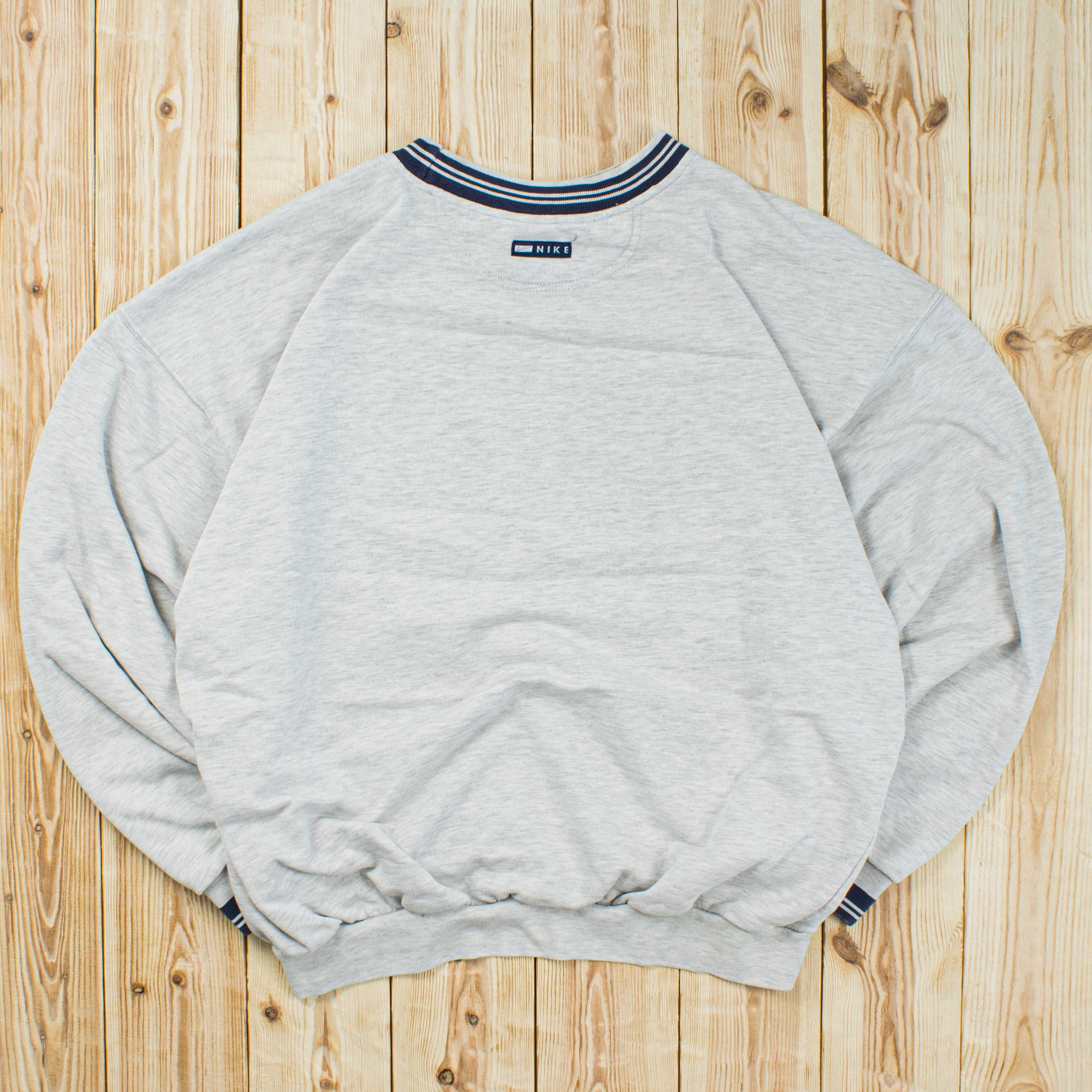 (L) Vintage Nike Swoosh Embroidered Sweatshirt